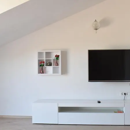 Luxury Otia Apartment Malinska